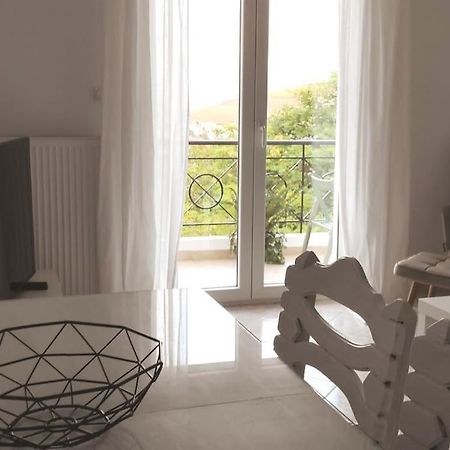 Διαμέρισμα Ιδανικό Για Εξορμήσεις Apartamento Eleousa Exterior foto