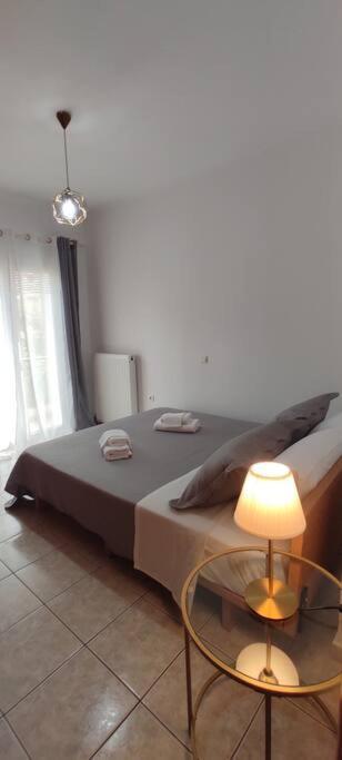 Διαμέρισμα Ιδανικό Για Εξορμήσεις Apartamento Eleousa Exterior foto