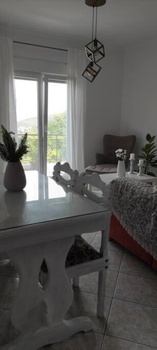 Διαμέρισμα Ιδανικό Για Εξορμήσεις Apartamento Eleousa Exterior foto