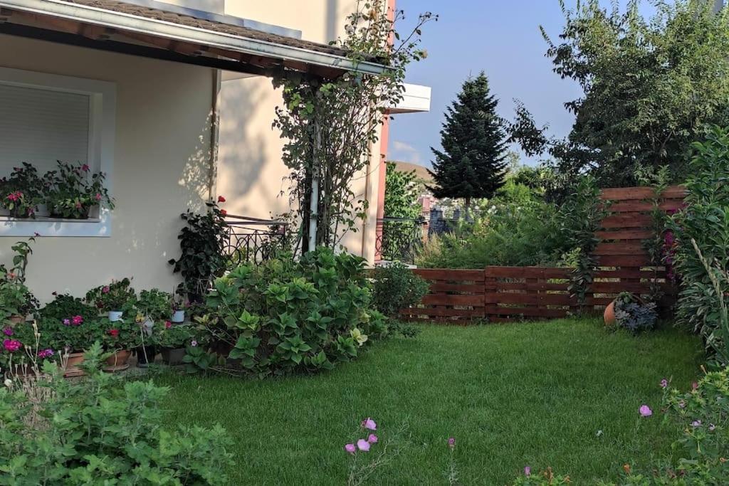 Διαμέρισμα Ιδανικό Για Εξορμήσεις Apartamento Eleousa Exterior foto