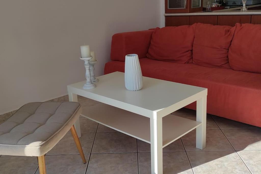 Διαμέρισμα Ιδανικό Για Εξορμήσεις Apartamento Eleousa Exterior foto